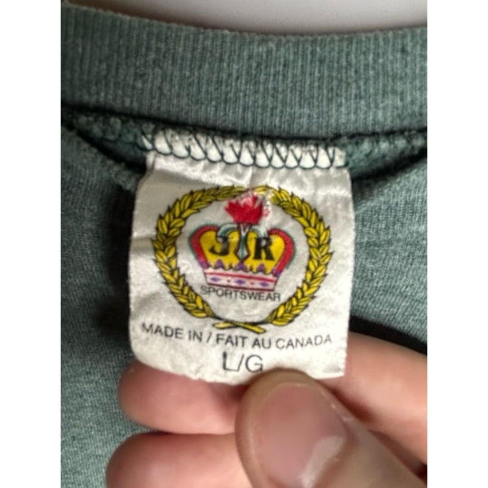 Vintage 90's Single Stitch Niagra Falls Canada Embroidery Crewneck Sweatshirt - Picture 3 of 6